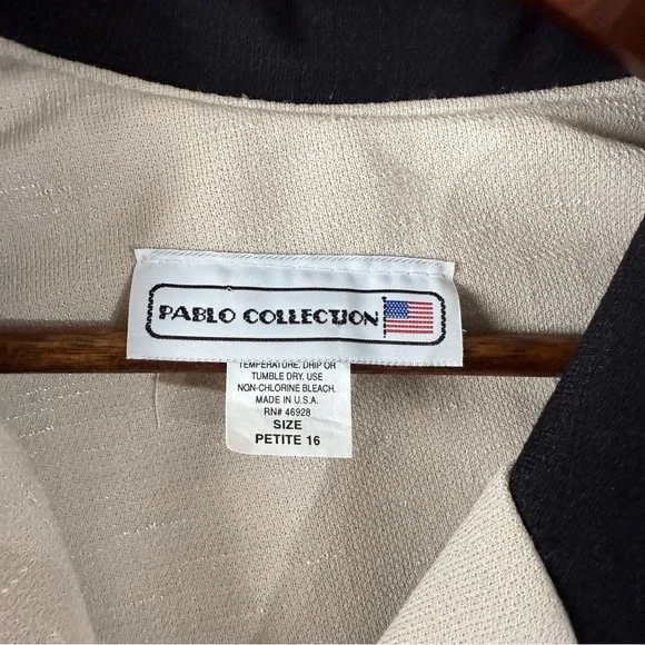 Pablo Collection Women’s Tan and Black Vintage Short Sleeve Button Down Shirt - Picture 2 of 6